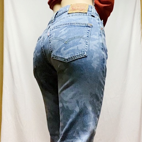 Camo Style Levi’s Jeans - Picture 15 of 16